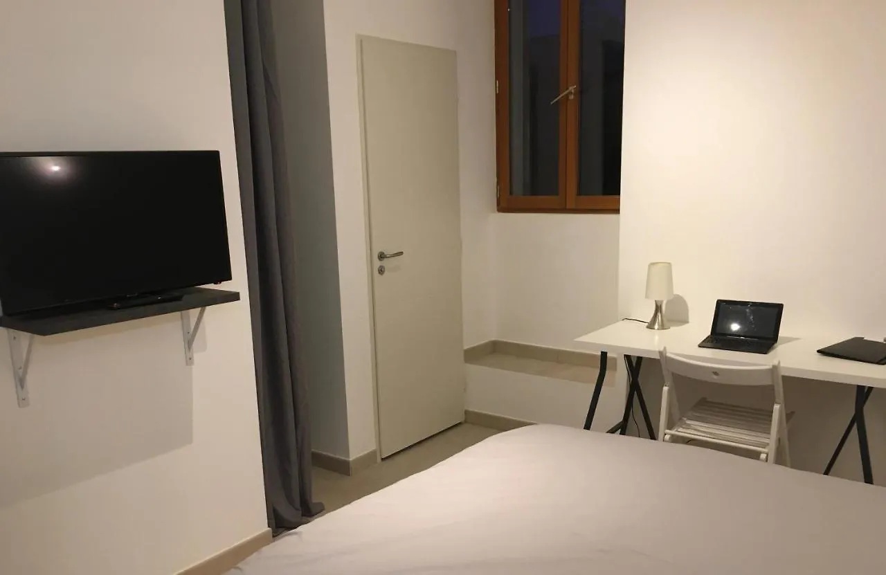 Hotel Residence Du Moulin A Huile Pertuis France